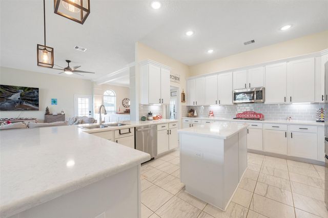 2118 Gilbert Road, League City, TX 77539