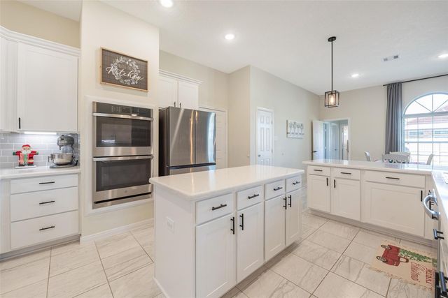 2118 Gilbert Road, League City, TX 77539