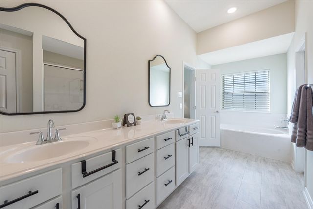 2118 Gilbert Road, League City, TX 77539