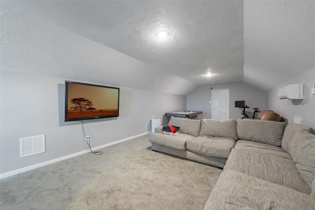 2118 Gilbert Road, League City, TX 77539