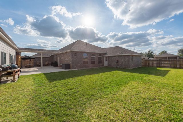 2118 Gilbert Road, League City, TX 77539