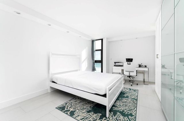 5540 N Ocean Drive 9-B, Riviera Beach, FL 33404