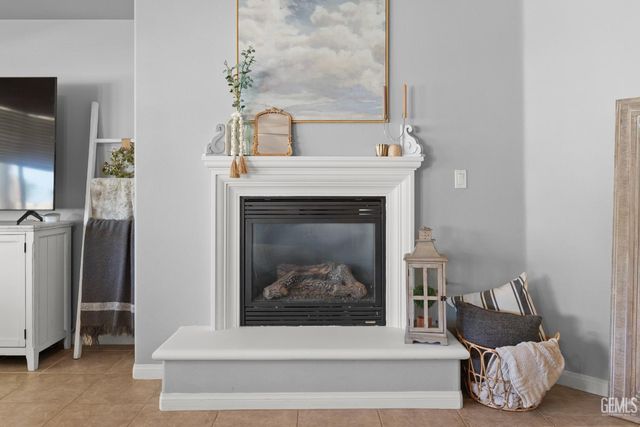 5101 Anacapa Drive, Bakersfield, CA 93306