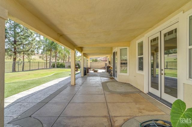 5101 Anacapa Drive, Bakersfield, CA 93306