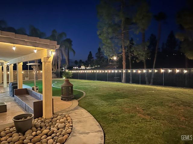 5101 Anacapa Drive, Bakersfield, CA 93306