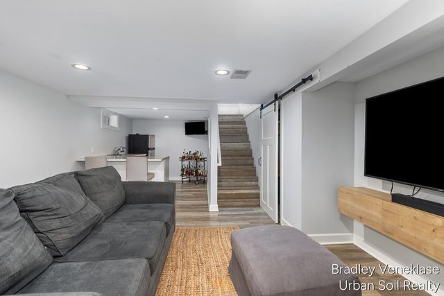 1336 Philadelphia Avenue, Grand Rapids, MI 49506