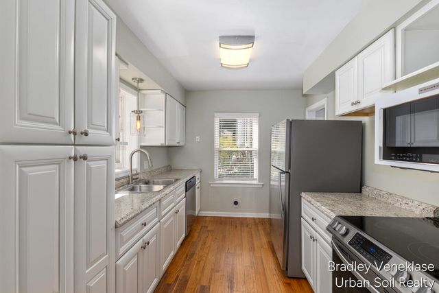 1336 Philadelphia Avenue, Grand Rapids, MI 49506