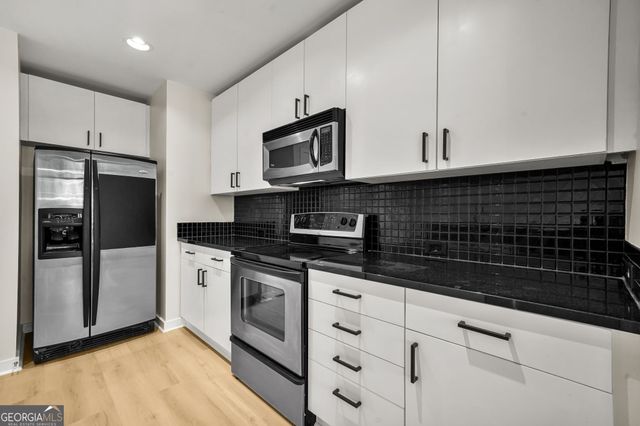 250 Pharr Road NE APT 1702, Atlanta, GA 30305