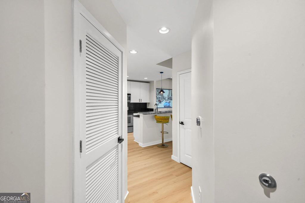 250 Pharr Road NE APT 1702, Atlanta, GA 30305