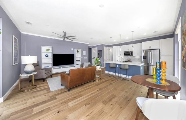 600 3RD AVENUE S 305, St Petersburg, FL 33701