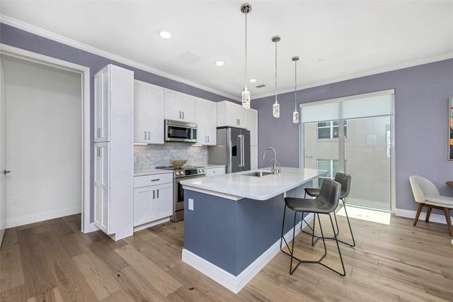 600 3RD AVENUE S 305, St Petersburg, FL 33701