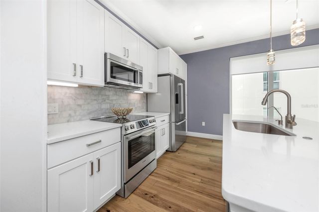 600 3RD AVENUE S 305, St Petersburg, FL 33701