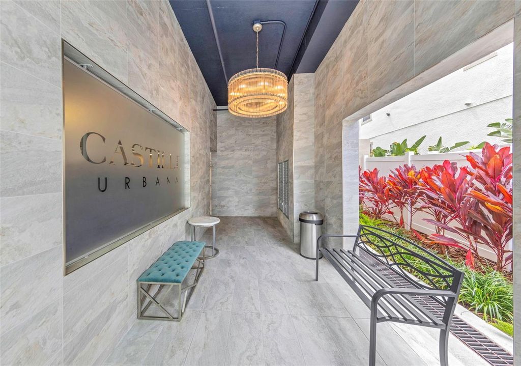 600 3RD AVENUE S 305, St Petersburg, FL 33701