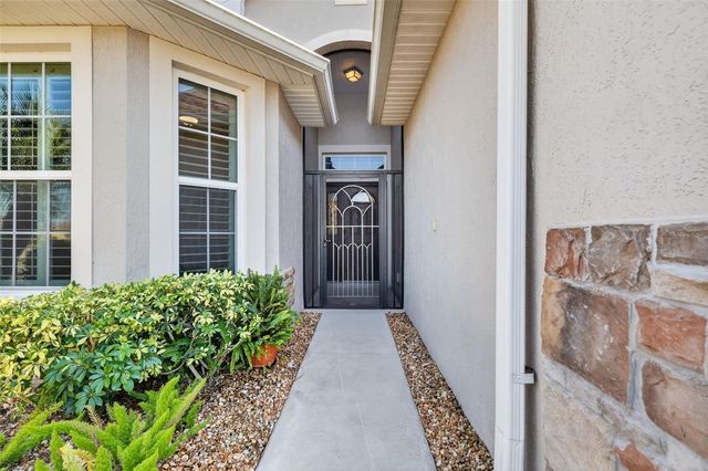 8852 BRIDGEPORT BAY CIRCLE, Mount Dora, FL 32757