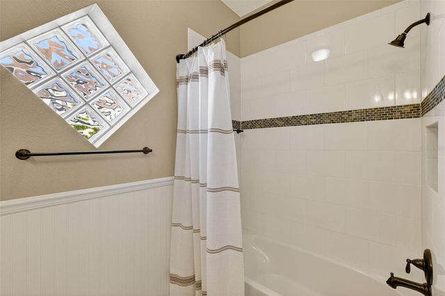 8852 BRIDGEPORT BAY CIRCLE, Mount Dora, FL 32757