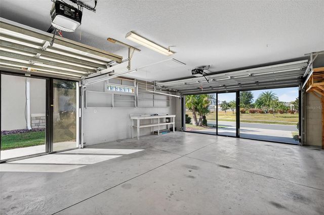 8852 BRIDGEPORT BAY CIRCLE, Mount Dora, FL 32757