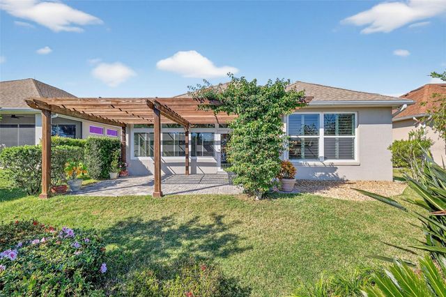 8852 BRIDGEPORT BAY CIRCLE, Mount Dora, FL 32757