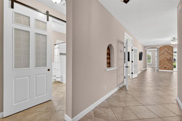 8852 BRIDGEPORT BAY CIRCLE, Mount Dora, FL 32757