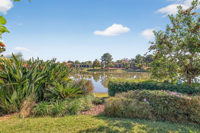 8852 BRIDGEPORT BAY CIRCLE, Mount Dora, FL 32757