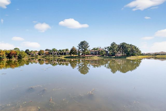 8852 BRIDGEPORT BAY CIRCLE, Mount Dora, FL 32757