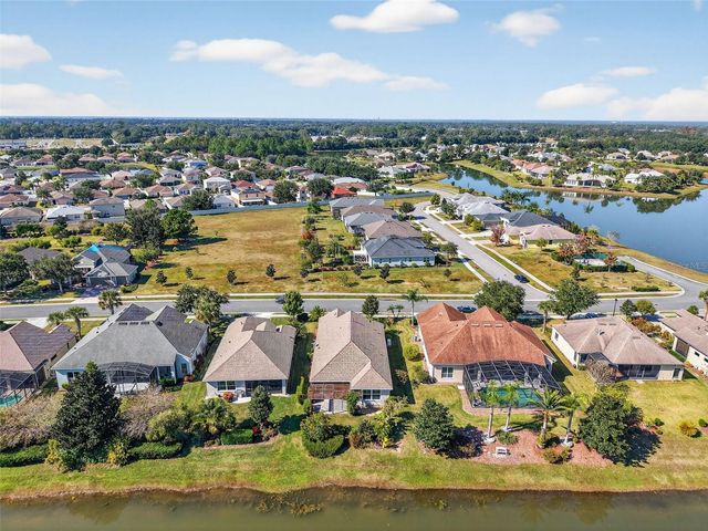 8852 BRIDGEPORT BAY CIRCLE, Mount Dora, FL 32757