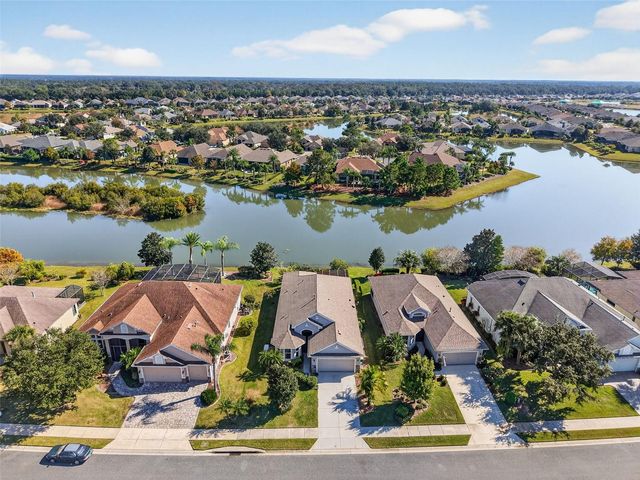 8852 BRIDGEPORT BAY CIRCLE, Mount Dora, FL 32757