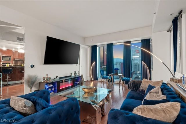 2700 Las Vegas Boulevard 1401, Las Vegas, NV 89109