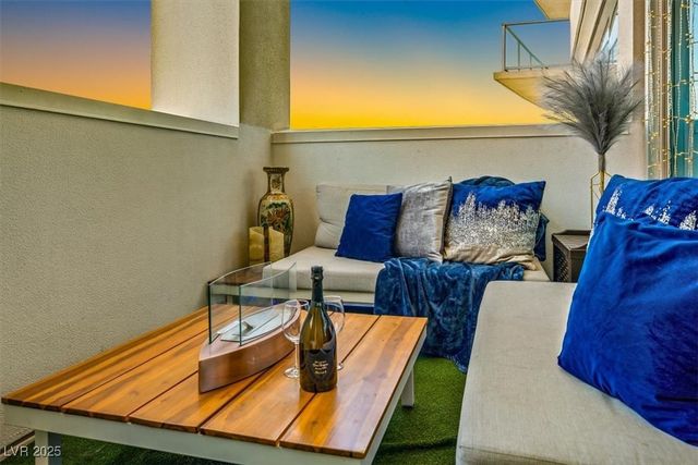 2700 Las Vegas Boulevard 1401, Las Vegas, NV 89109