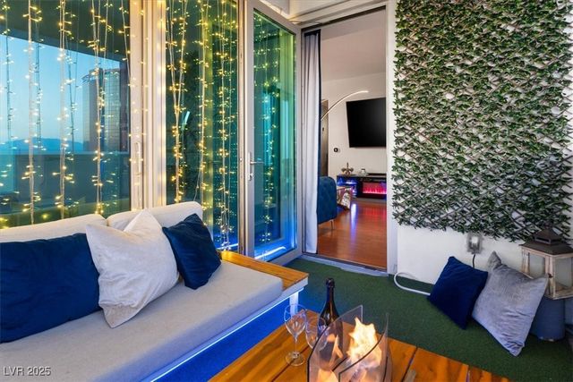 2700 Las Vegas Boulevard 1401, Las Vegas, NV 89109