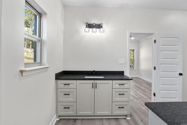 506 Madeleine Circle, Austin, AR 72007