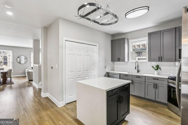 79 Hammock Place SE, Atlanta, GA 30312