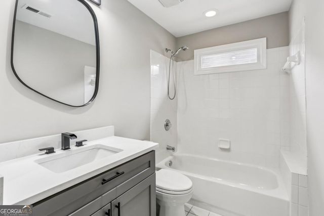 79 Hammock Place SE, Atlanta, GA 30312