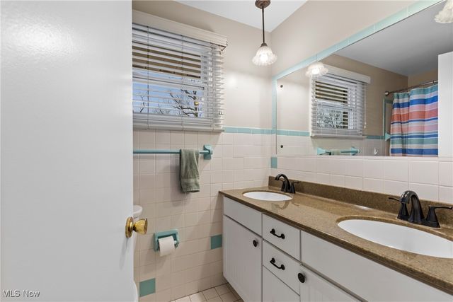 4816 White Oaks Drive, Steubenville, OH 43953