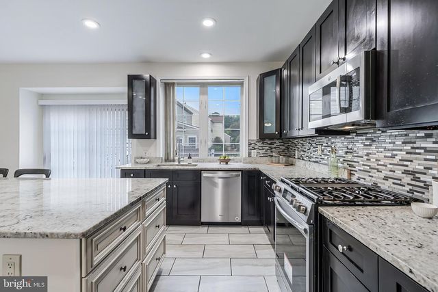 12509 FOX VIEW WAY, Reston, VA 20191
