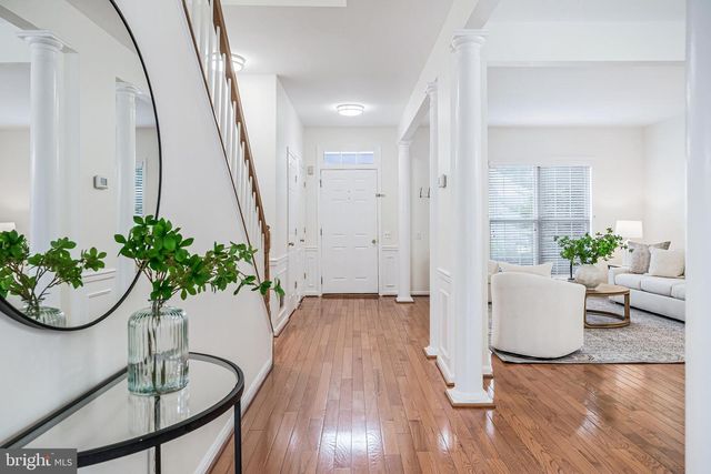 12509 FOX VIEW WAY, Reston, VA 20191