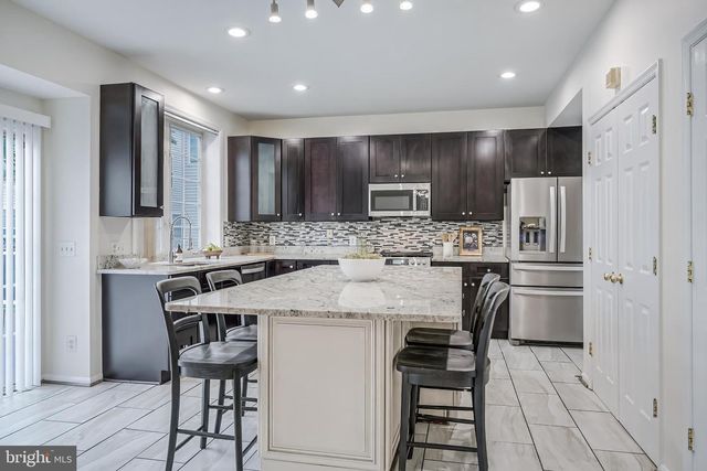 12509 FOX VIEW WAY, Reston, VA 20191