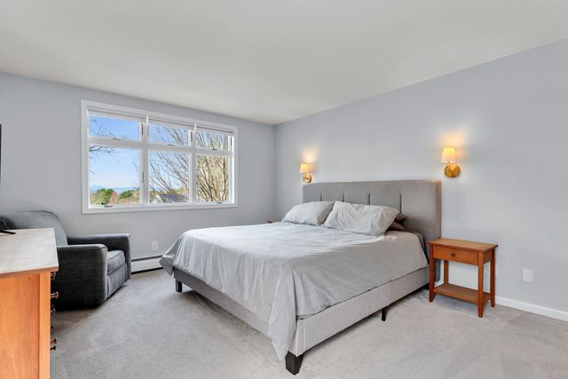 5 Harbor Ridge Road, South Burlington, VT 05403