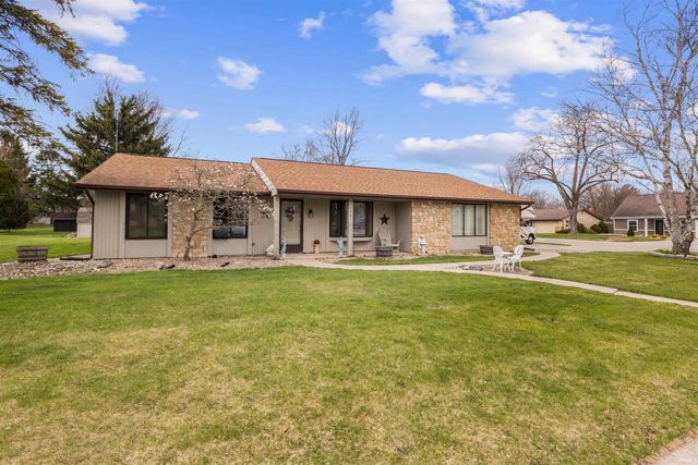 1301 Culbertson Court, Auburn, IN 46706