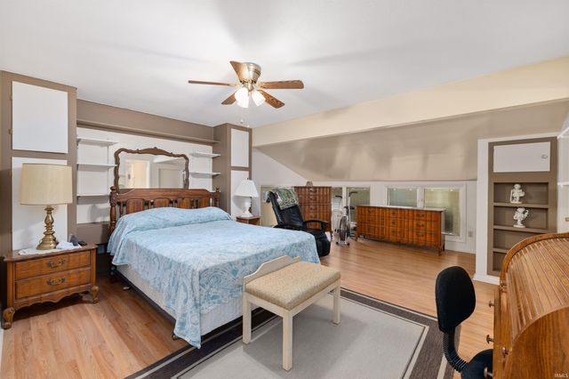 1301 Culbertson Court, Auburn, IN 46706