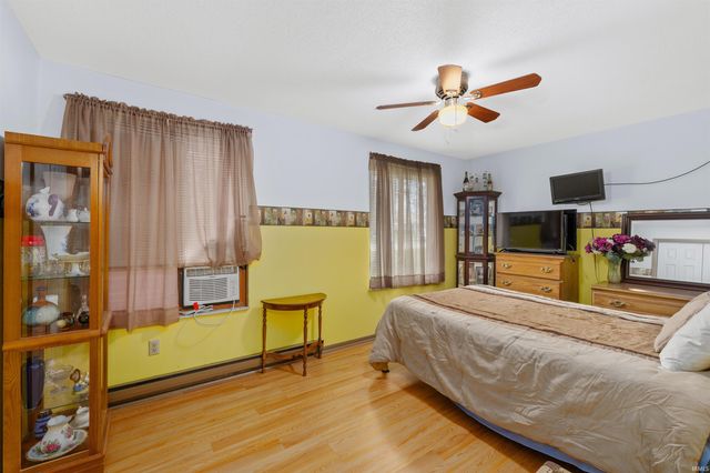 1301 Culbertson Court, Auburn, IN 46706