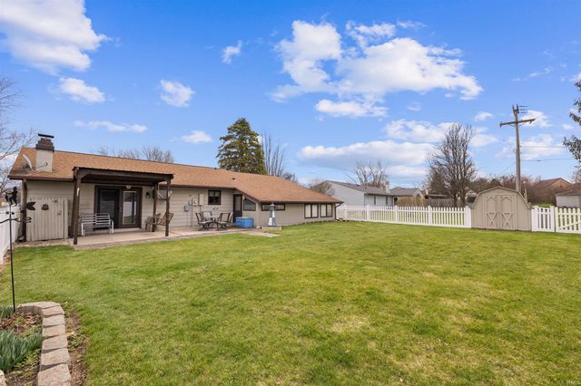 1301 Culbertson Court, Auburn, IN 46706