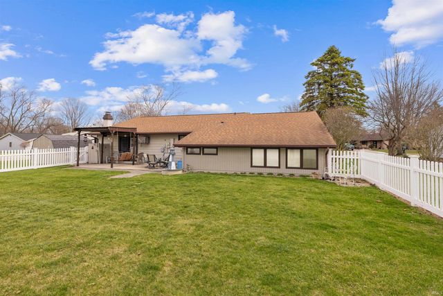 1301 Culbertson Court, Auburn, IN 46706