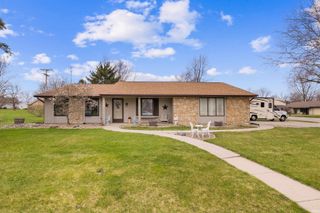 1301 Culbertson Court, Auburn, IN 46706