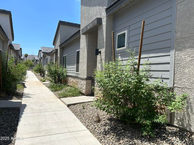 1700 E BASELINE Road 32, Phoenix, AZ 85042