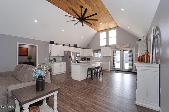 106 Turner Hill Road, Mosheim, TN 37818