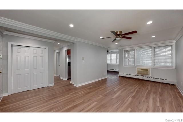 69 Prospect Avenue 4P, Hewlett, NY 11557