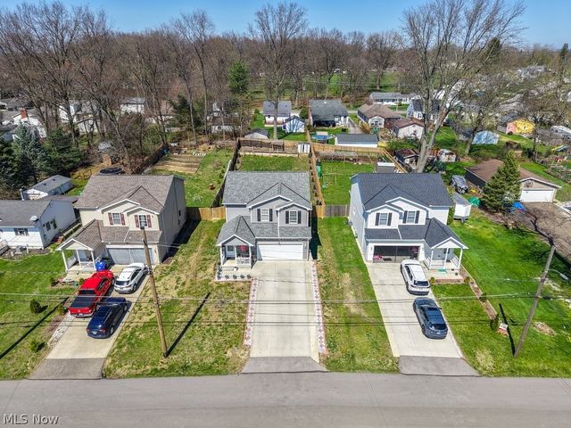 537 Magnolia Avenue, Cuyahoga Falls, OH 44221