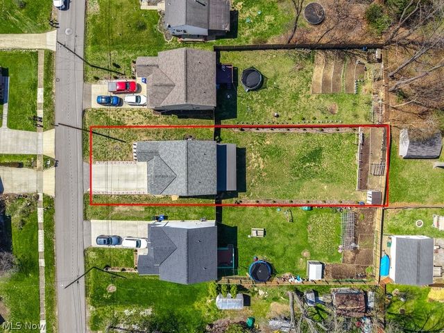 537 Magnolia Avenue, Cuyahoga Falls, OH 44221