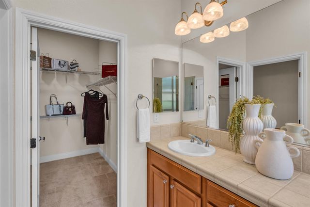 2152 Ritchie St, Folsom, CA 95630