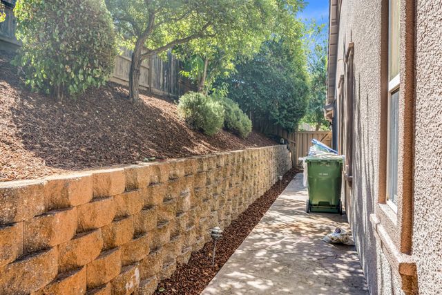 2152 Ritchie St, Folsom, CA 95630